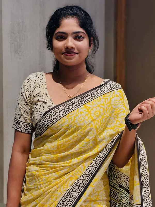 Soft_Bloom_linen_cotton_saree_|_Linen_Aura_Elegance