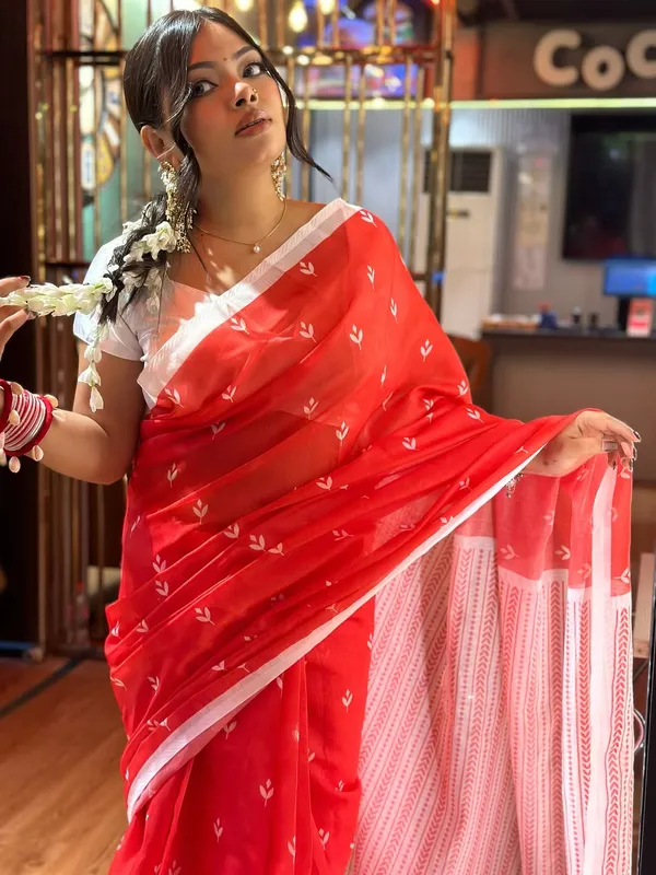 Premium_Pure_Limum_Cotton_Fabric_|_Soft,_Lightweight_&_Breathable_Material_|_Perfect_for_Daily,_Office_&_Festive_Wear