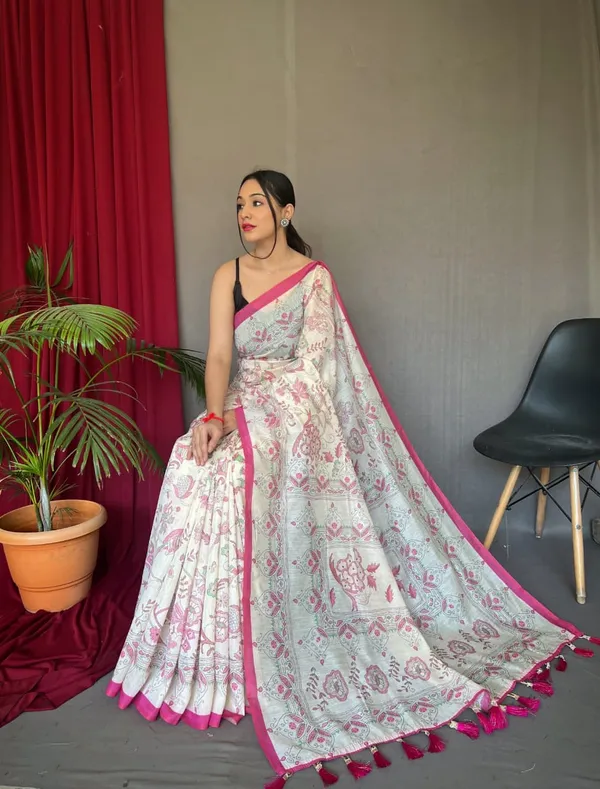 Traditional_Look_with_Modern_Elegance_|_Ideal_Gift_Choice_for_Women_|_Perfect_for_Daily_Wear