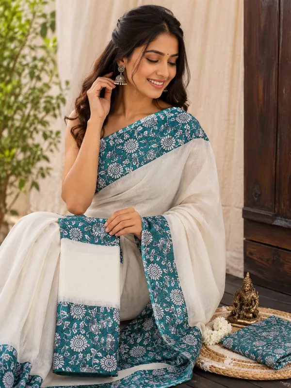Heritage_Inspired_Linen_Saree_with_Digital_Print