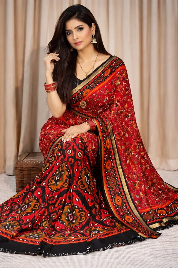 Blooming_Elegance_Saree__|_premium_|_Sunshine_Elegance_Linen