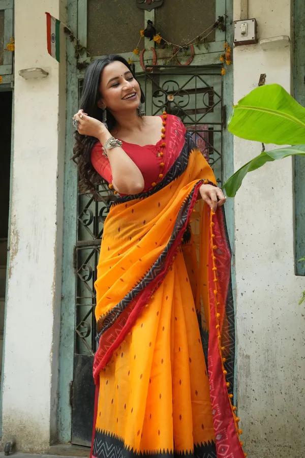 Blooming_Elegance_Saree__|_premium_|_Sunshine_Elegance_Linen