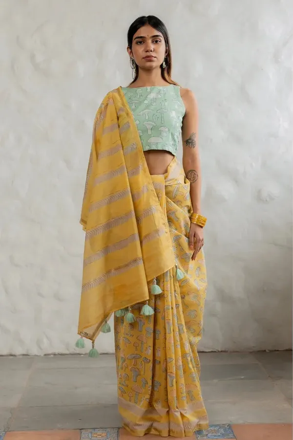 Luxury_Multicolor_Saree_with_Designer_Blouse_Piece