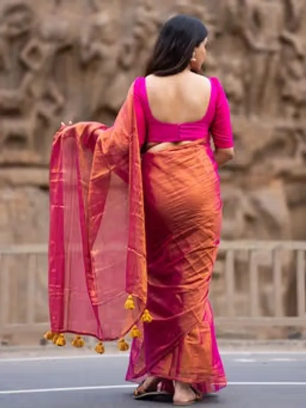 Magenta_Pink_and_Copper_Tissue_Silk_Saree_with_Matching_Blouse_Piece