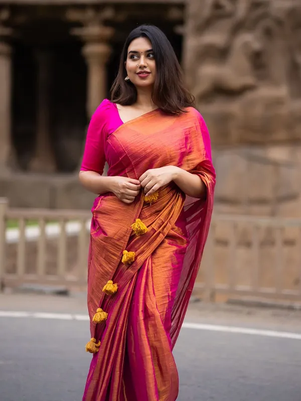 Magenta_Pink_and_Copper_Tissue_Silk_Saree_with_Matching_Blouse_Piece