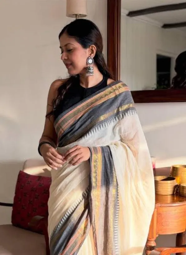 Charcoal_Heritage_Linen_Cotton_Saree_–_Timeless_Dark_Solid