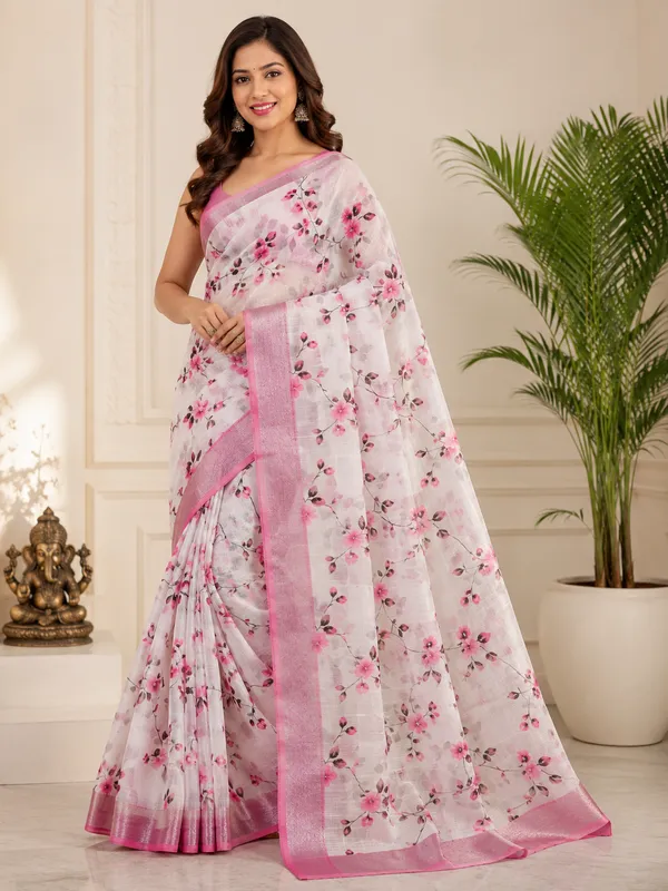 Premium_Linen_Saree_with_Stylish_Print_and_Luxury_Feel