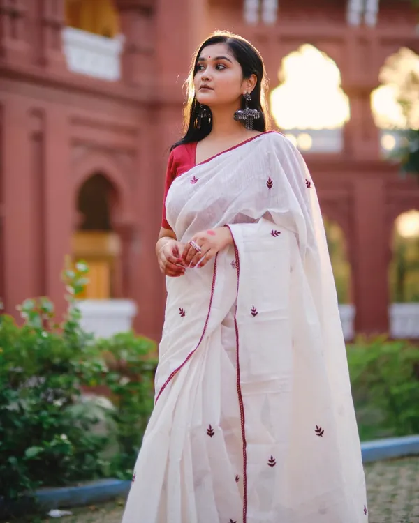 Soft_Bloom_linen_cotton_saree_|_Linen_Aura_Elegance