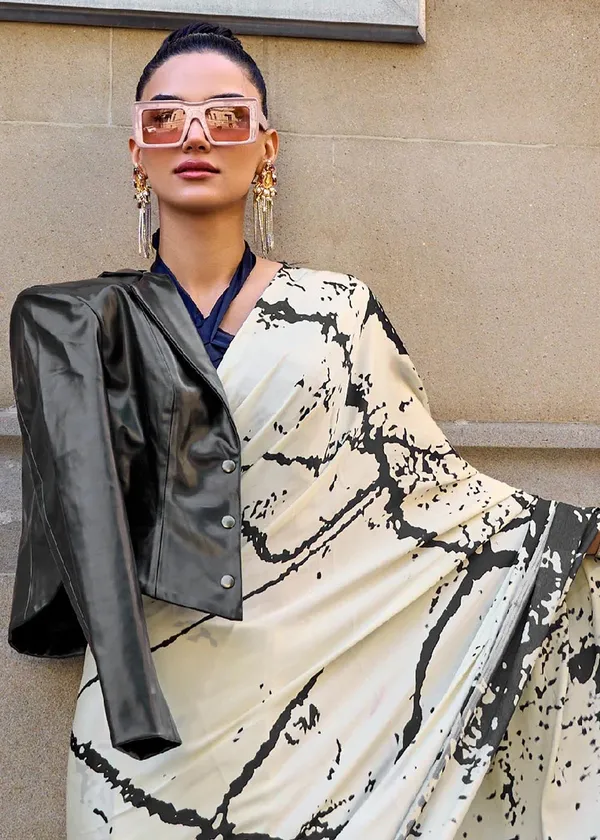 Premium_Linen_Saree_with_Smooth_Texture_&_Handmade_Details