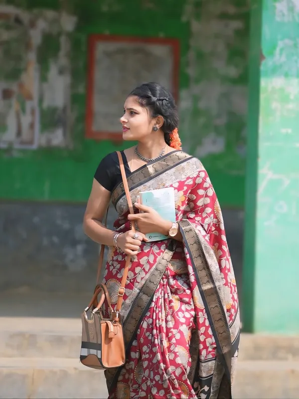 Pure_Linen_Cotton_Saree_For_Women_|_premium_|_Running_Blouse_Piece