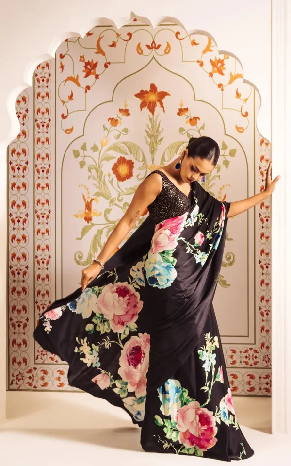 Black_Original_Japan_Satin_Saree_For_Women