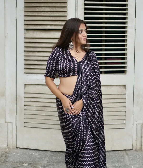 Black_Original_Japan_Satin_Saree_For_Women