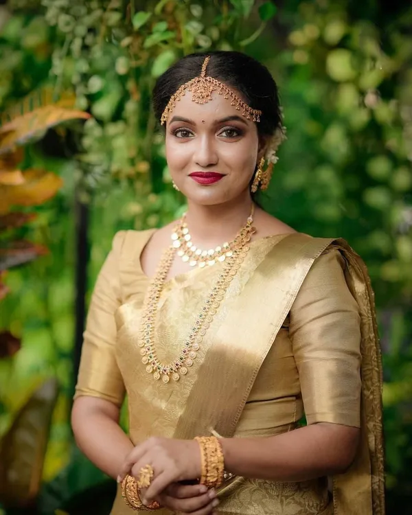 Kanchivaram_Jari_Silk_Handloom_With_Jari_Rich_Pallu_Saree