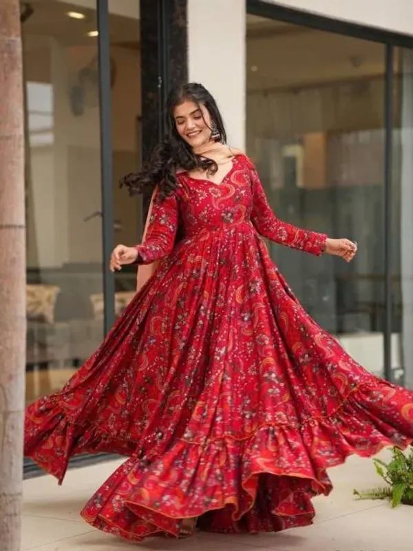 Beautiful_Heavy_Rayon_Anarakali_Gown