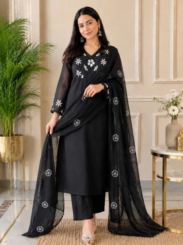 Black_Embroidered_Mal_Silk_Kurta_Set_with_Roman_Silk_Pants