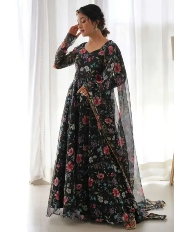 Black_Flower_Print_Georgette_Anarkali_With_Duppta