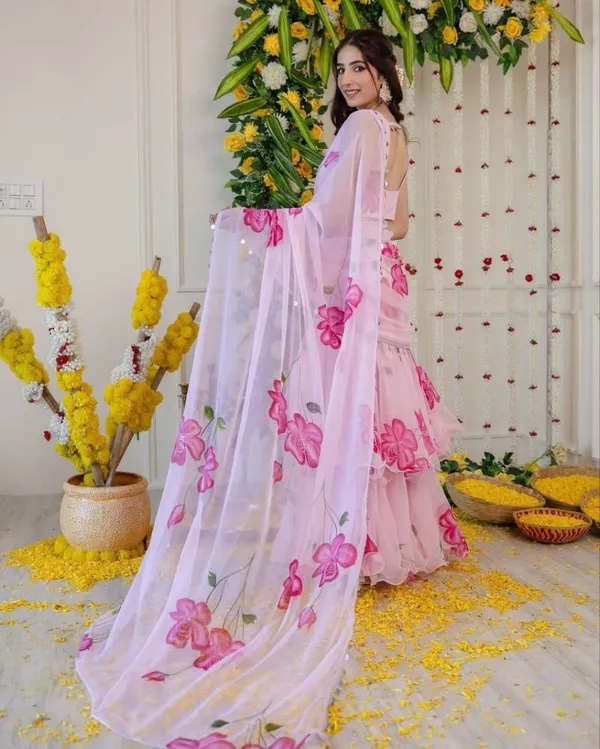 Beautiful_Designer_Party_Lehenga_Saree
