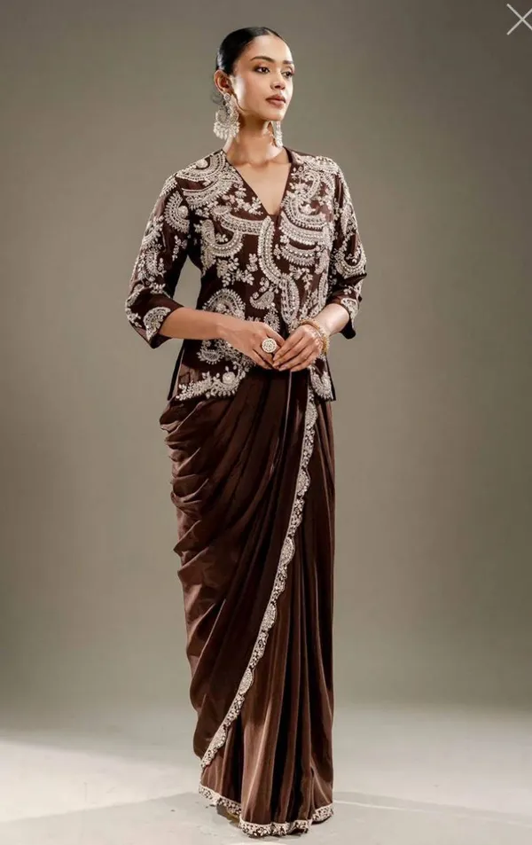 Beautiful_Chinon_Embroidery_Worked_Saree_With_Koti