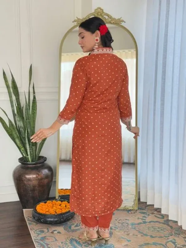Embroidered_Vichitra_Silk_Kurti_Set_for_Women_Straight_Style_with_Dupatta
