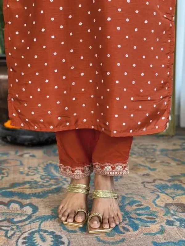 Embroidered_Vichitra_Silk_Kurti_Set_for_Women_Straight_Style_with_Dupatta