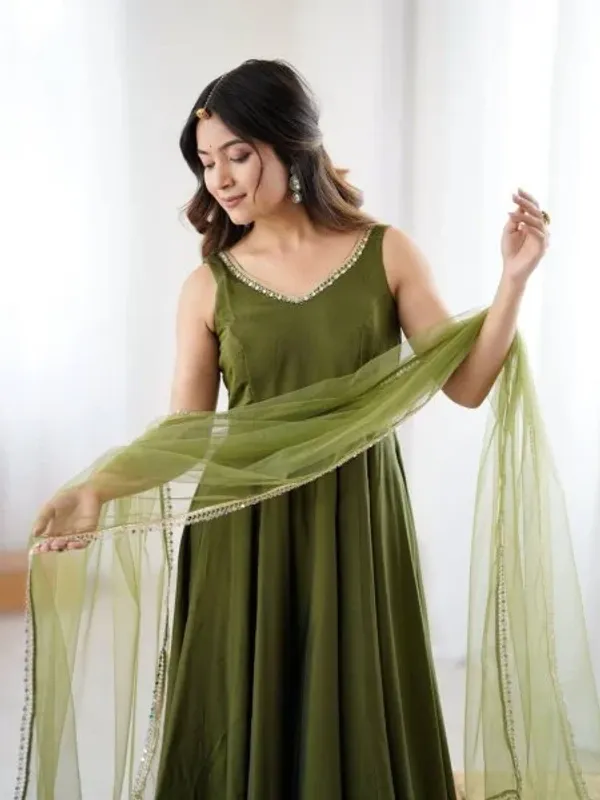 Graceful_Mahendi_Green_Chanderi_Roman_silk_Anarkali_Gown_with_Dupatta_for_Weddings