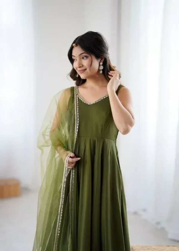 Graceful_Mahendi_Green_Chanderi_Roman_silk_Anarkali_Gown_with_Dupatta_for_Weddings