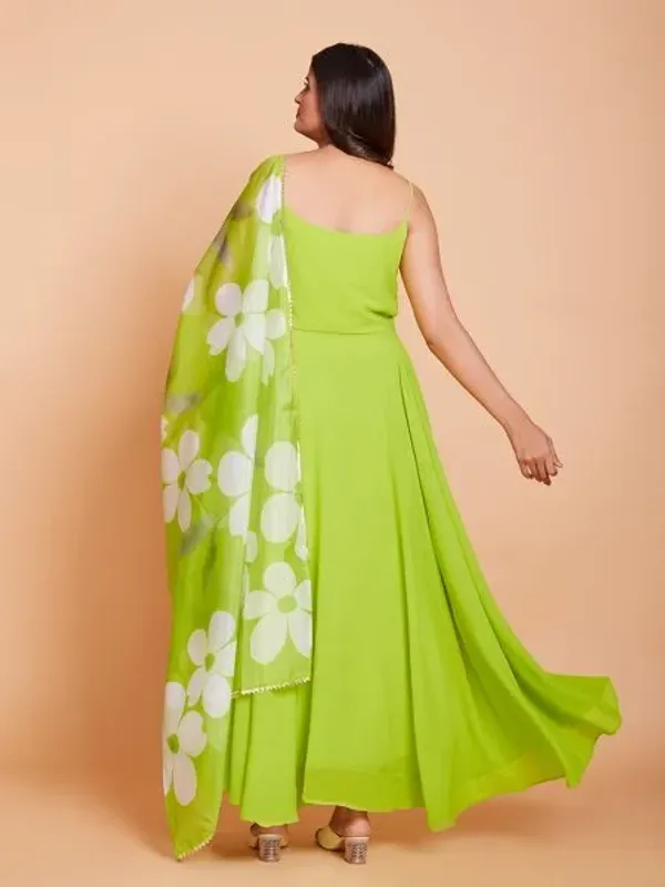 Green_Plain_Anarkali_With_Printed_Duppta