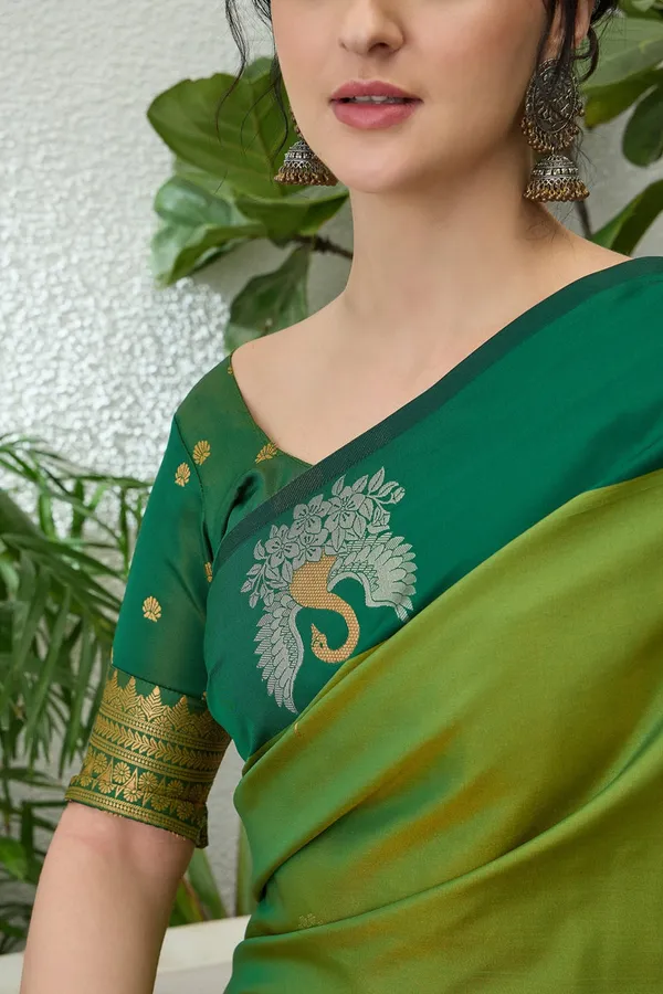 Soft_Silk_With_Zari_Worked_Fancy_Saree
