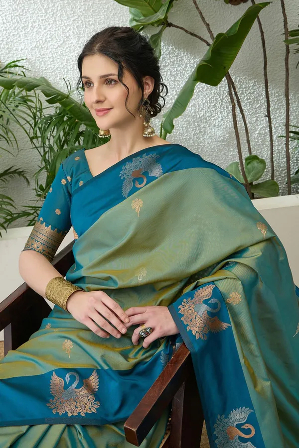 Soft_Silk_With_Zari_Worked_Fancy_Saree