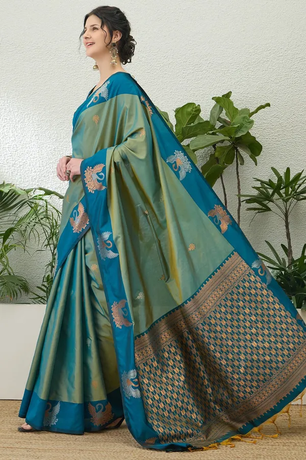 Soft_Silk_With_Zari_Worked_Fancy_Saree