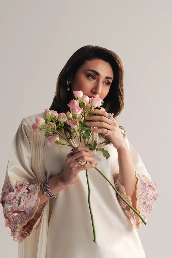 Malai_Satin_Designer_Salwar_Kameez