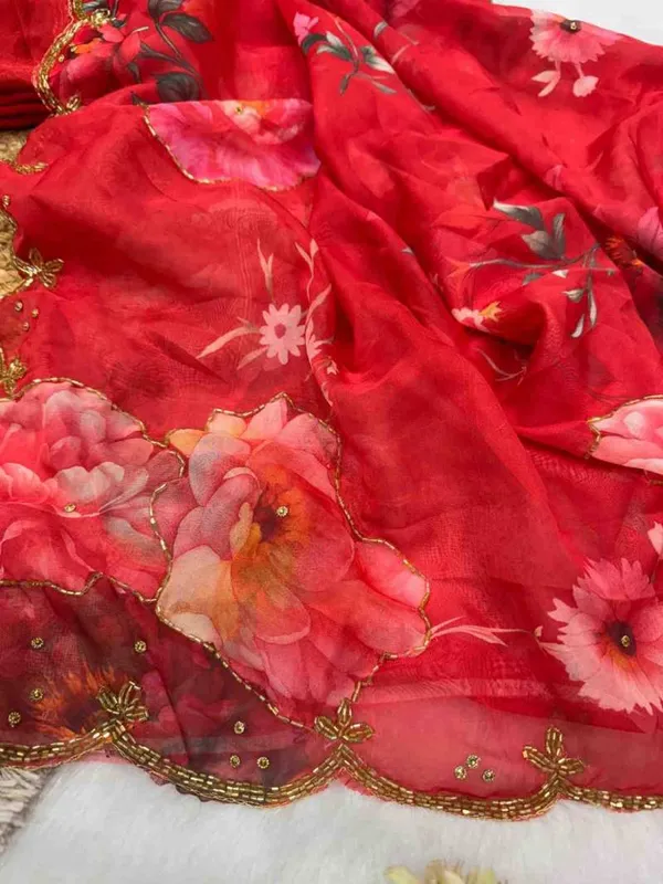 Soft_Tebby_Silk_Floral_Printed_Beautiful_Saree