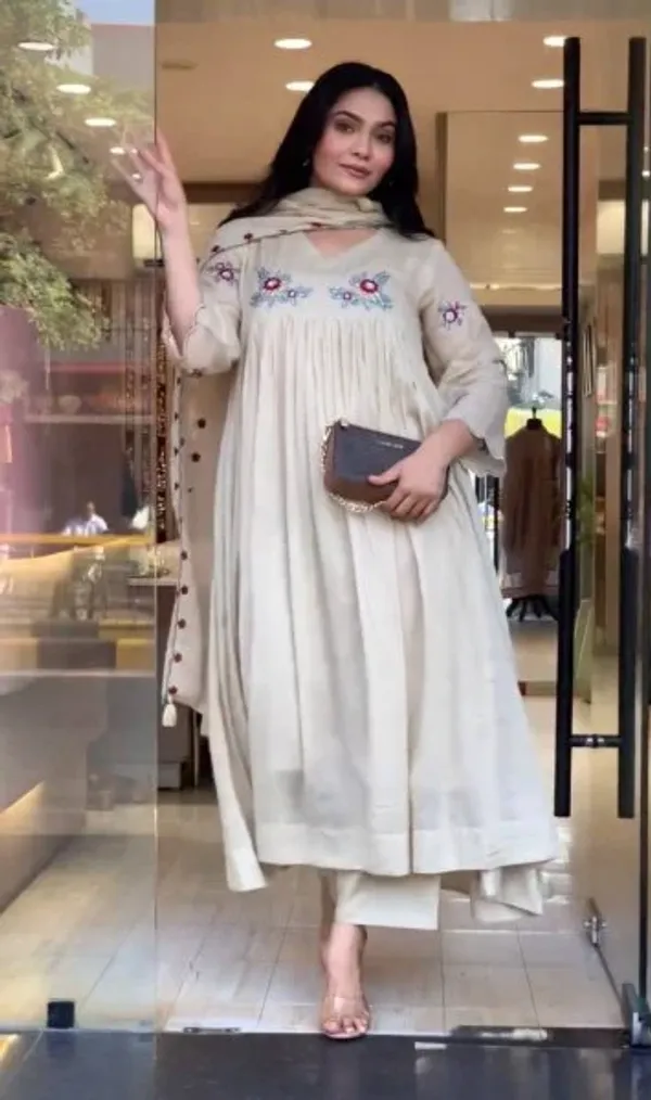 OffWhite_Designer_Pure_Mul_Roman_Kurti_with_Embroidered_Dupatta_For_Party