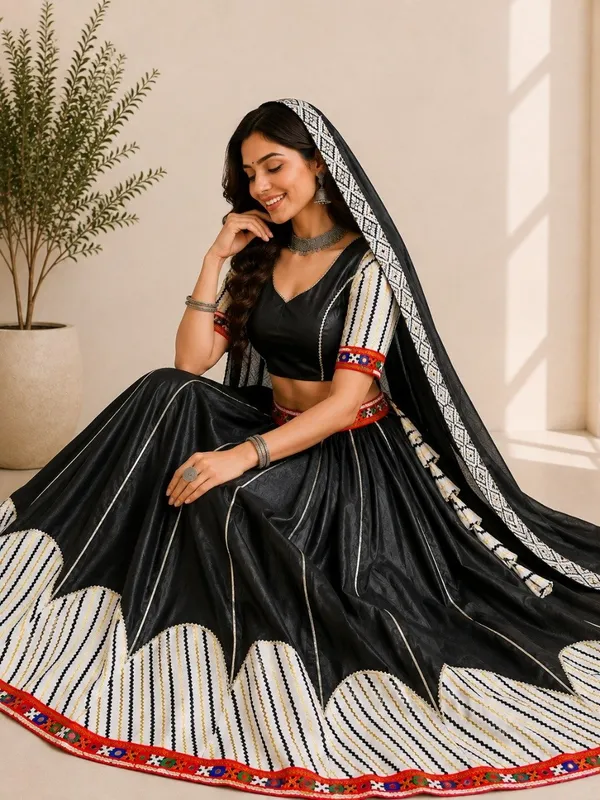 PREMIUM_GAMTHI_WORK_LEHENGA