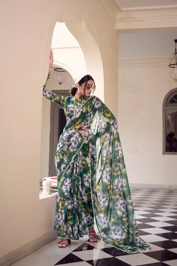Drape_The_Beauty_Of_Marble_Print_With_A_Pearl-Perfect_Finish_Saree