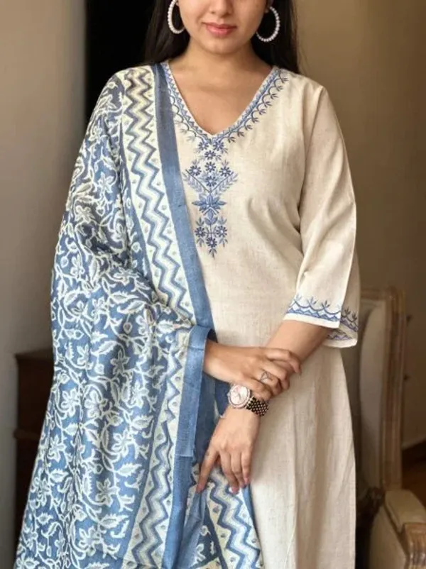 Royal_Faux_Blooming_Zari-Sequins_Designer_kurti,bottom_with_Dupatta