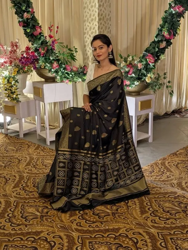 Banarasi_Soft_Silk_Gold_Zari_Work_Saree