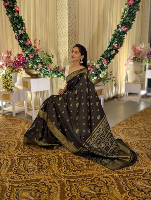 Banarasi_Soft_Silk_Gold_Zari_Work_Saree