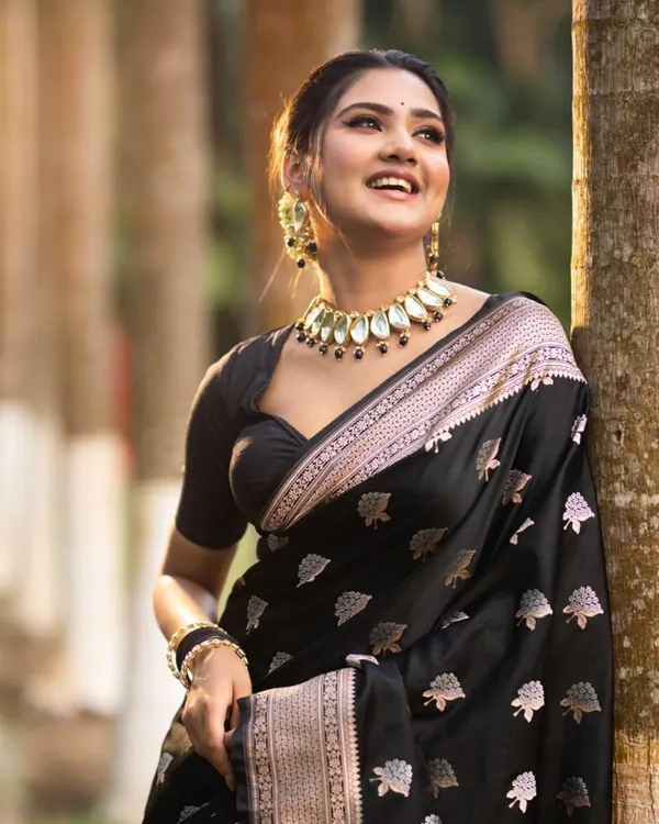 Banarasi_Soft_Silk_Wedding_Wear_Saree