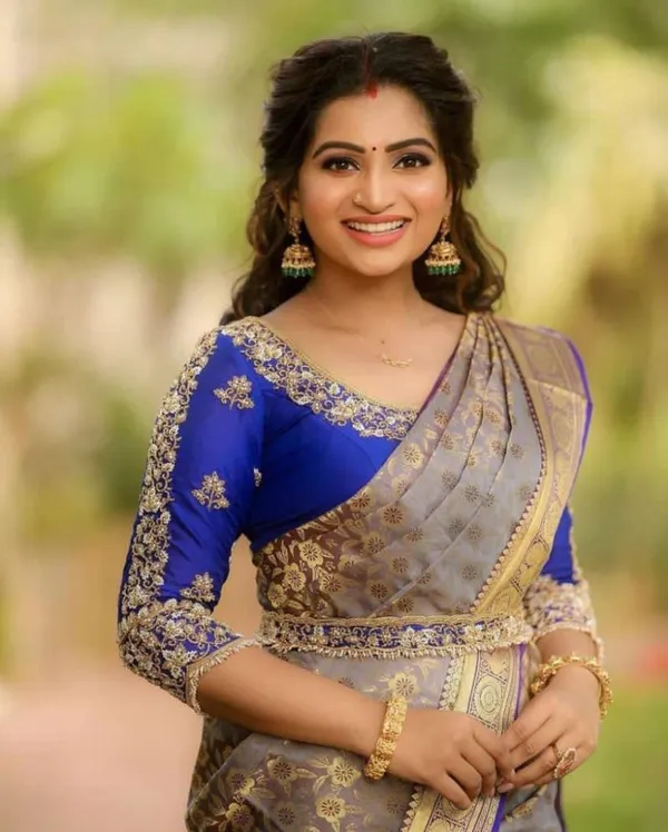 Soft_Lichi_Silk_Rich_Pallu_Saree
