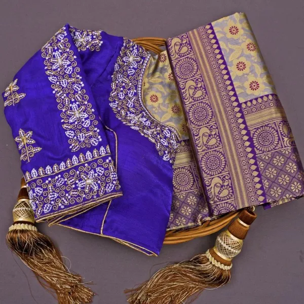 Soft_Lichi_Silk_Rich_Pallu_Saree