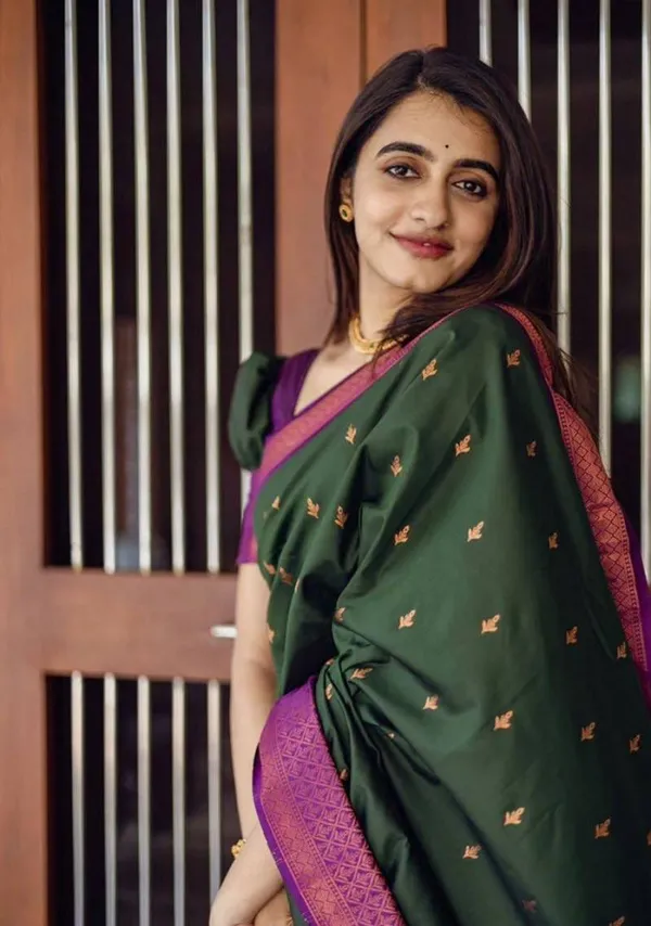 Lichi_Soft_Silk_Jacquard_Work_Saree