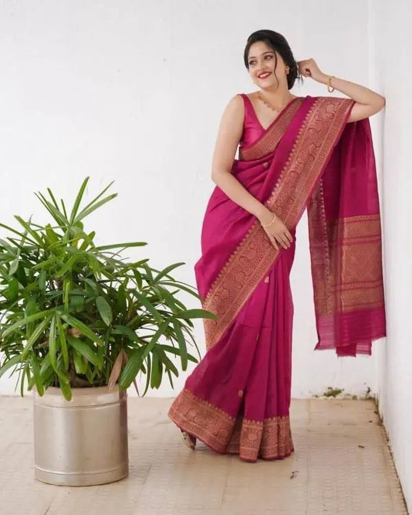 Lichi_Soft_Silk_Rich_Pallu_Saree