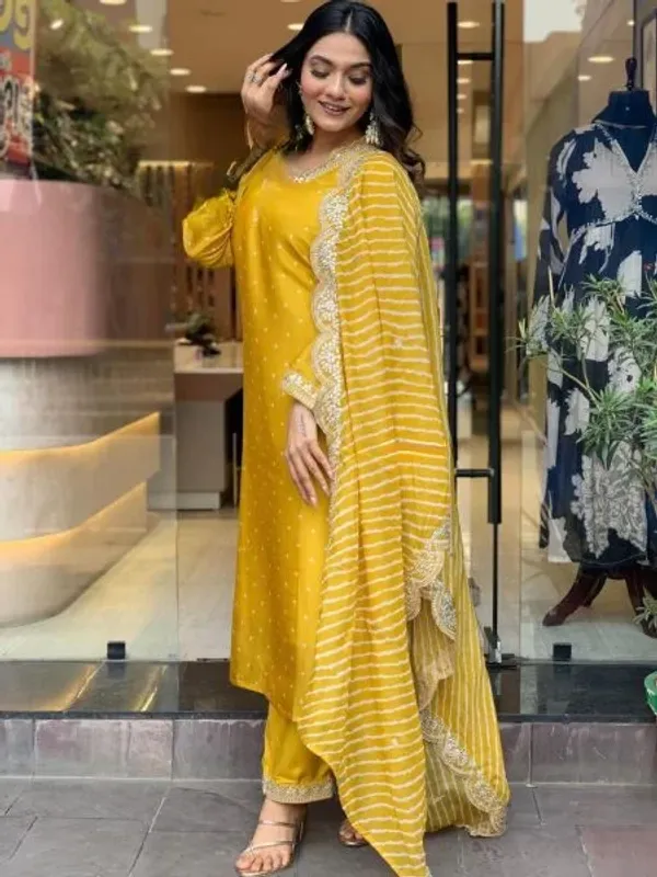 Stylish_Vichitra_Silk_Kurta_Pant_Set_with_Soft_Silk_Blend_Dupatta_for_Occasions