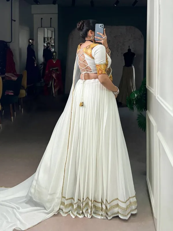 Glow_With_Charm_Marble_White_Lehenga