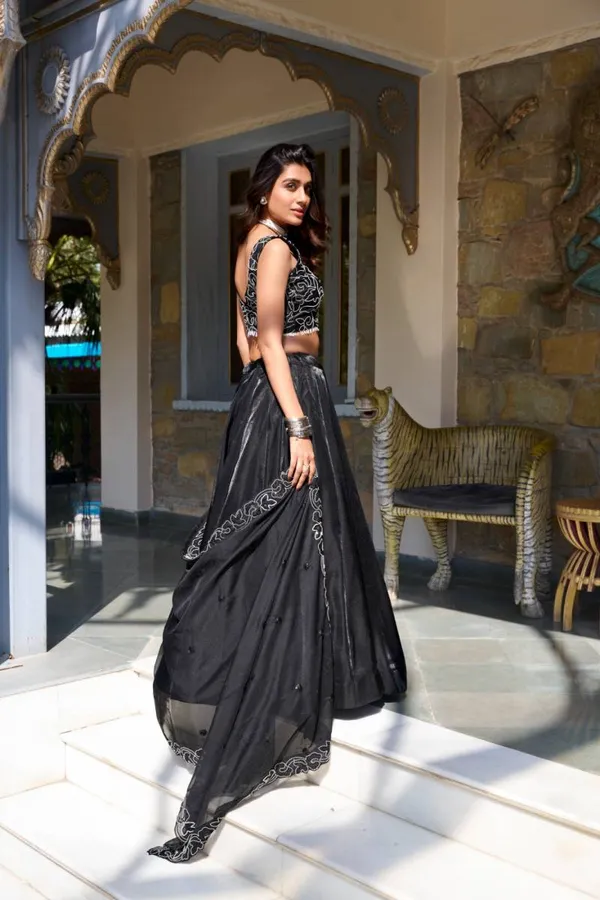 Satin_Plain_Black_Lehenga_Choli_Wedding