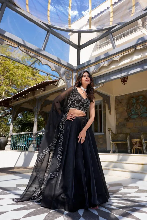 Satin_Plain_Black_Lehenga_Choli_Wedding