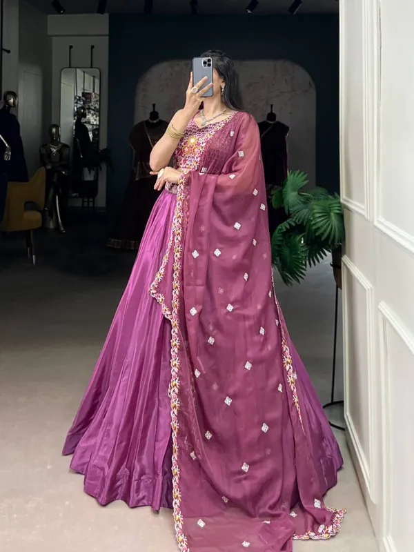 Crepe_Silk_Embroidered_Lehenga