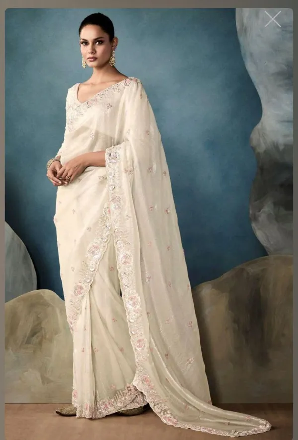 Traditional_Wear_Silk_Embroidered_Saree