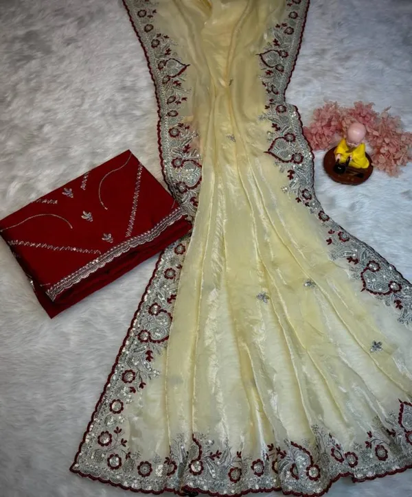 Soft_Space_Silk_Thread_Worked_Premium_Saree